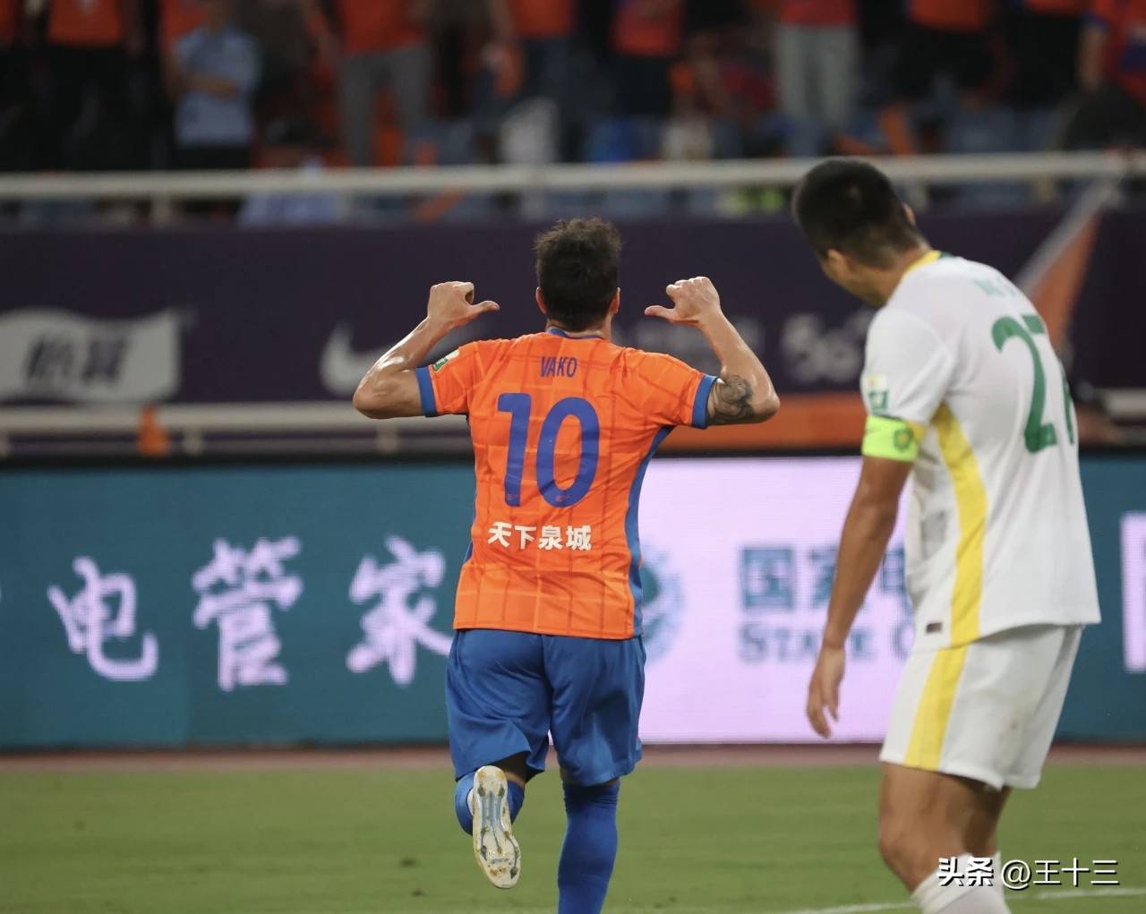 瓦伦西亚发布备战花絮,今晨造点机会,中超任务艰巨,身体对抗强度拉满雷速体育入口