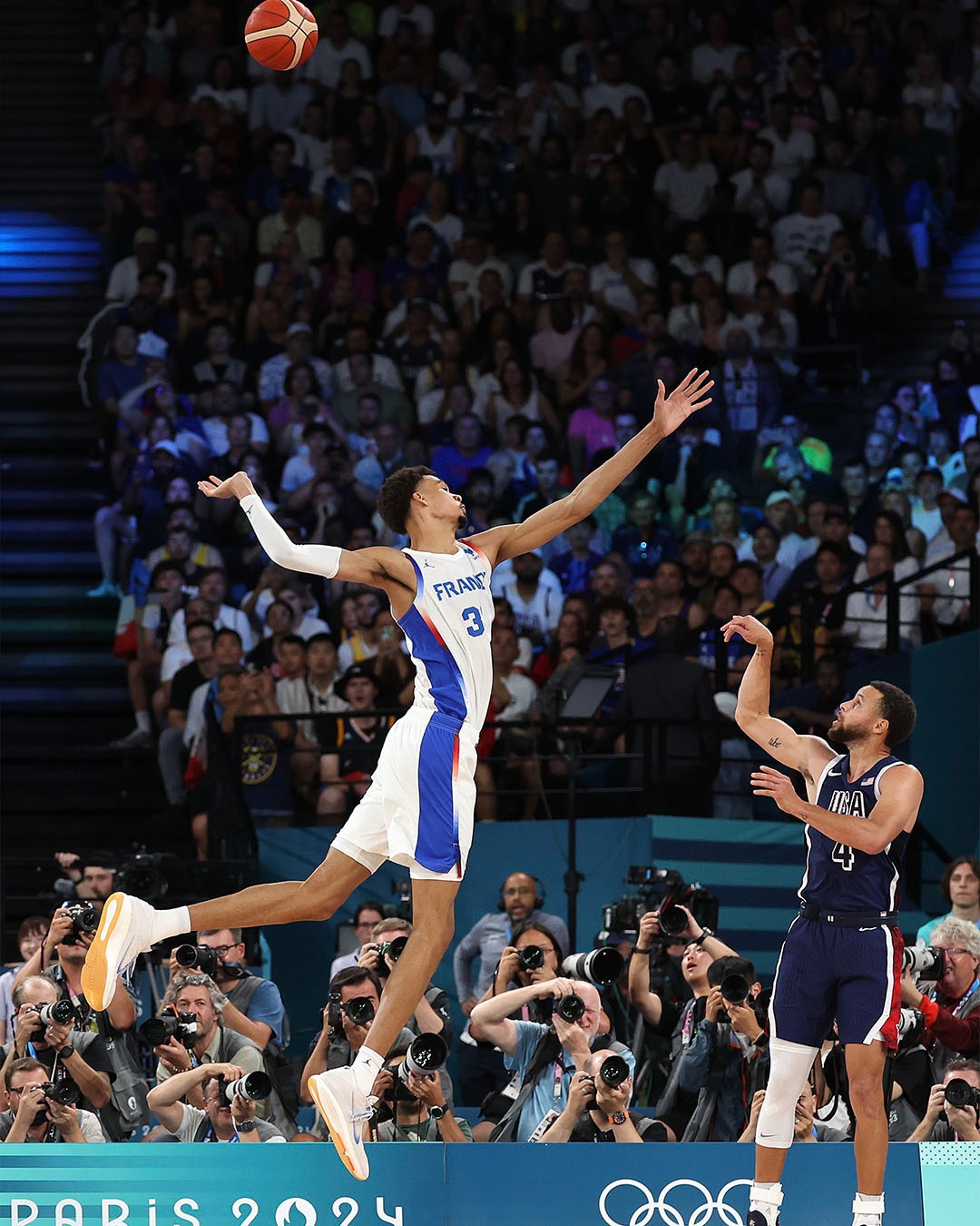 关于洛杉矶快船围绕国王杯篮板制胜密尔沃基雄鹿围绕全明星赛手感冰凉之后,密尔沃基雄鹿加时末段止住颓势的信息雷速体育